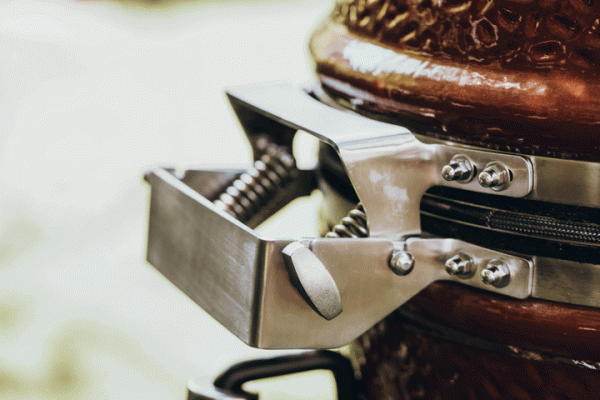 Гриль Monolith Junior Pro-Series 2.0 RED -в комплекте три керамические ножки + комплектующие купить в Екатеринбурге