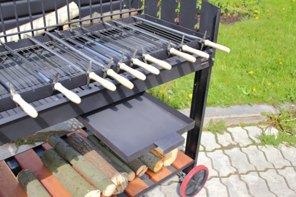 передвижной  "ORION 100" с решеткой из нержавеющей стали купить в Екатеринбурге