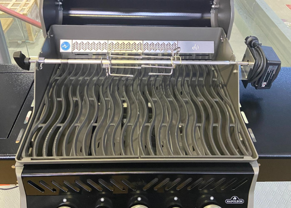 Rogue 425 RSB (черный, с конфоркой и вертелом) купить в Екатеринбурге